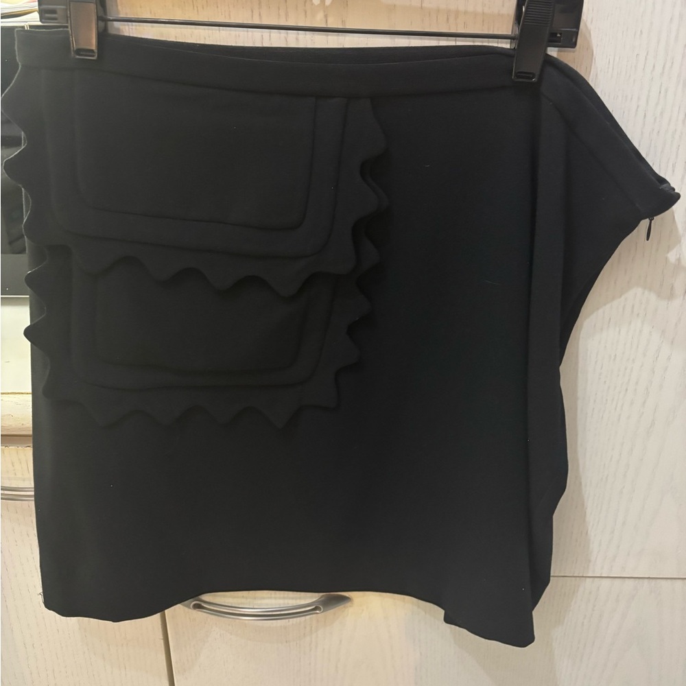 Chic Black Skirt with Ruffle Detail